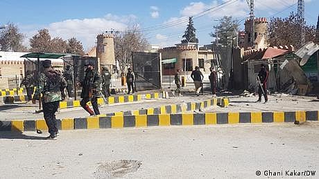 بلوچستان کے ژوب اور سوئی میں فوج پر حملوں میں بارہ جوان ہلاک