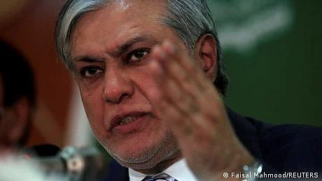 اسحاق ڈار کو نگران وزیر اعظم بنانے کی تجویز پر اختلاف رائے