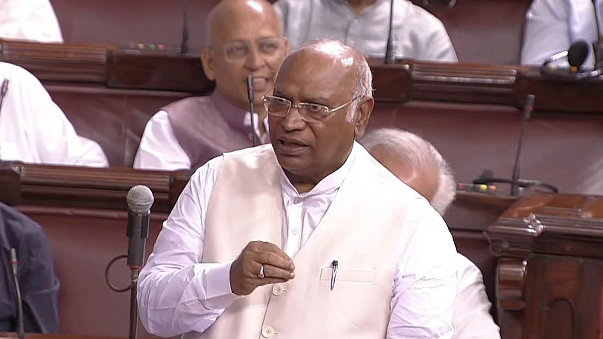 <div class="paragraphs"><p>ملکارجن کھڑگے&nbsp;/ آئی اے این ایس</p></div>