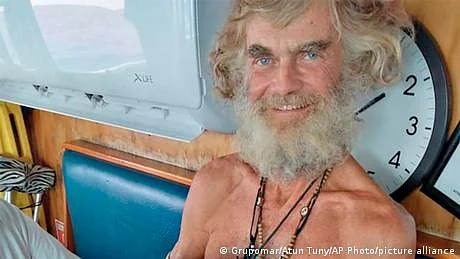 تین ماہ تک بحرالکاہل میں پھنسے رہنے والے ملاح کو بالآخر بچایا لیا گیا