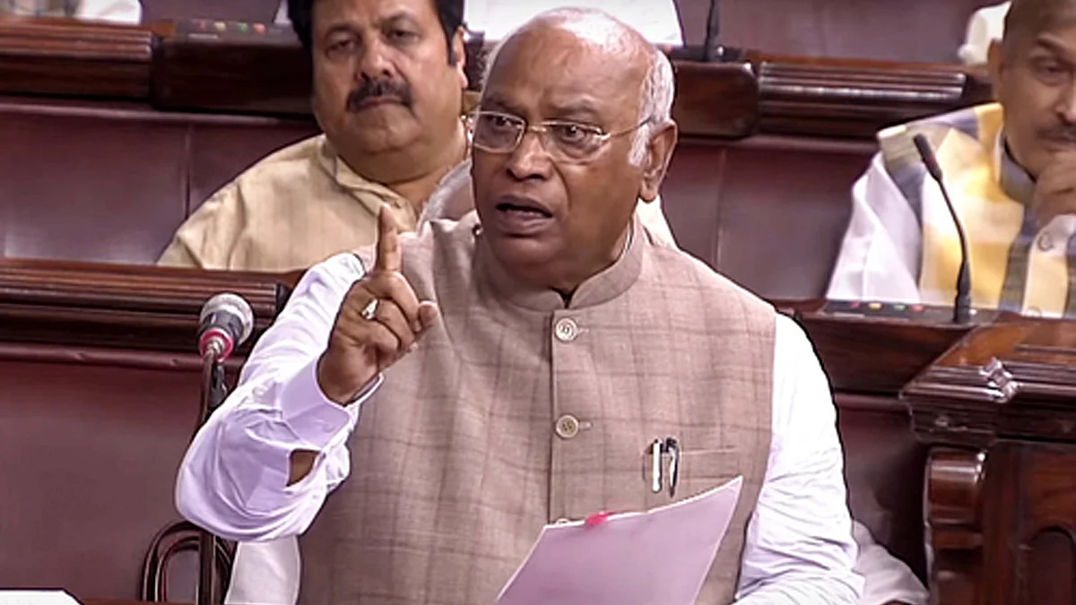 <div class="paragraphs"><p>ملکارجن کھڑگے / آئی اے این ایس</p></div>