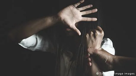 اطالوی سوشل میڈیا صارفین ملکی جج پر برہم