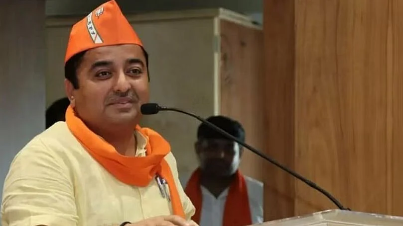 <div class="paragraphs"><p>پردیپ سنگھ واگھیلا</p></div>