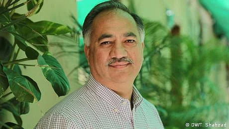 یہ ناداں گر گئے سجدوں میں جب وقت قیام آیا