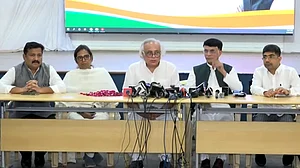 اڈانی کی شیل کمپنیوں کے 20 ہزار کروڑ کا مالک کون؟ یہ اڈانی کا نہیں بلکہ ’موڈانی‘ کا معاملہ ہے: کانگریس