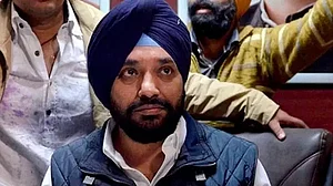 تجربہ کاراور متحرک سیاستداں اروندر سنگھ لولی کے ہاتھوں سونپی دہلی کی کمان