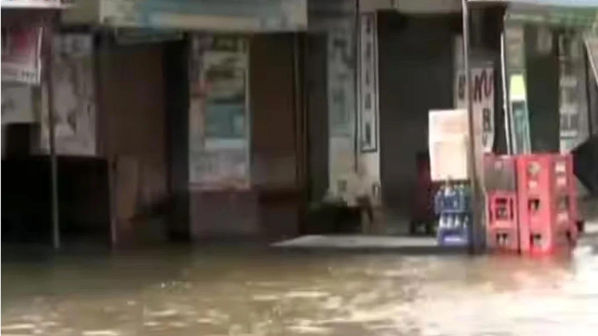 <div class="paragraphs"><p>پنجاب سیلاب</p></div>