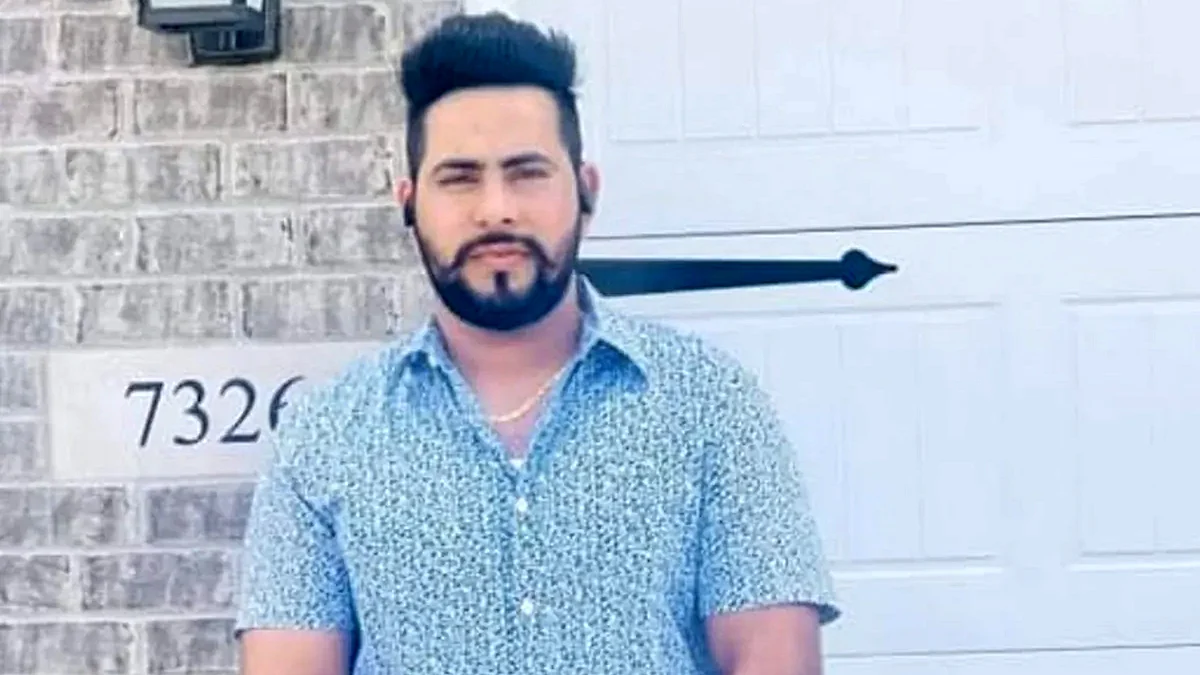 <div class="paragraphs"><p>سوشل میڈیا</p></div>