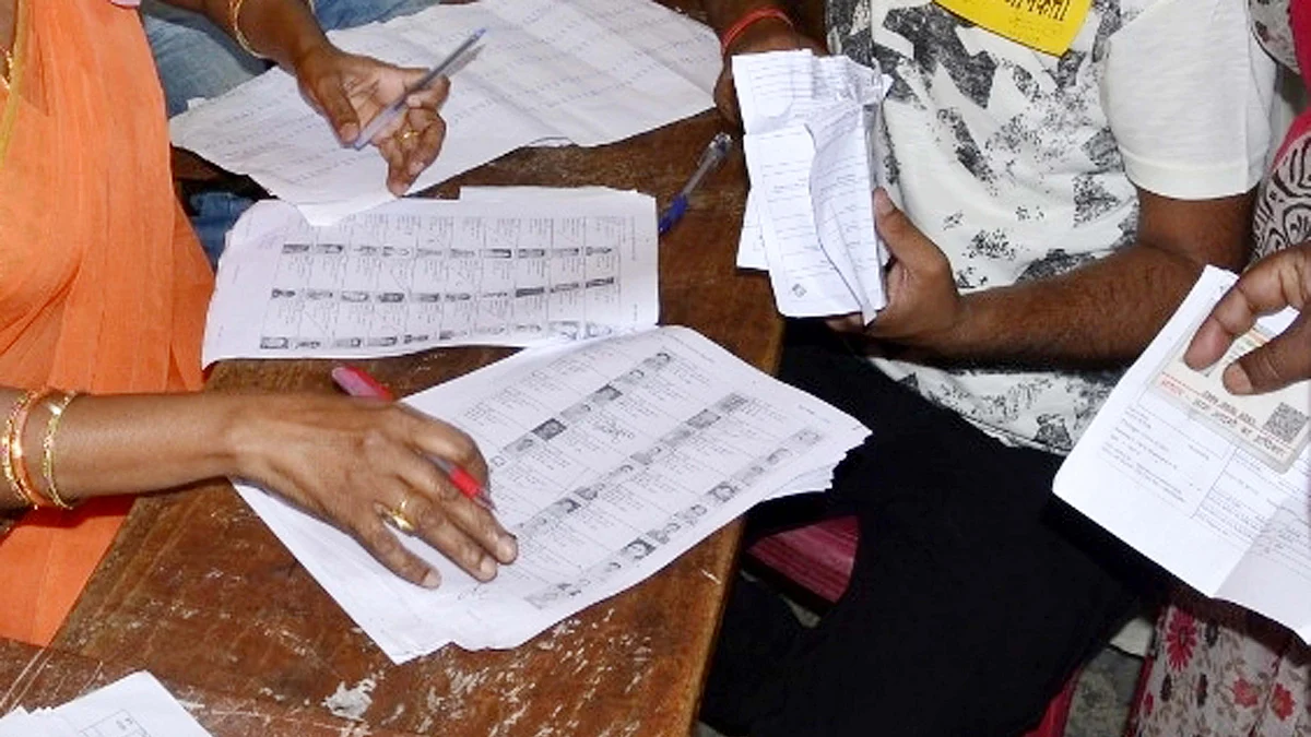 <div class="paragraphs"><p>ووٹر لسٹ / علامتی تصویر / آئی اے این ایس</p></div>