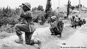 سن 1965 کی جنگ: پاکستان کے موجودہ معاشی بحران کا سبب؟