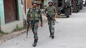جموں و کشمیر: اننت ناگ کے کوکر ناگ جنگل علاقے میں انکائونٹر چوتھے روز میں داخل