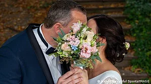 ’یہ توجرم ہے‘: جرمن دلہن کے خلاف شادی ہی کے روز مقدمہ