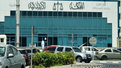 قطر میں بھارتی بحریہ کے آٹھ سابق افسران کو سزائے موت سنا دی گئی