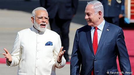 کیا مودی حکومت نے بھارت کی دیرینہ فلسطین پالیسی ترک کر دی؟