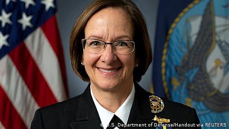امریکی بحریہ کی قیادت کرنے والی پہلی خاتون ایڈمرل کون ہیں؟