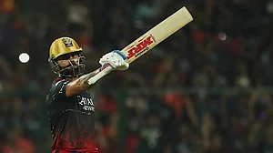 وراٹ آئی سی سی بلے بازی کی ٹاپ رینکنگ کے قریب