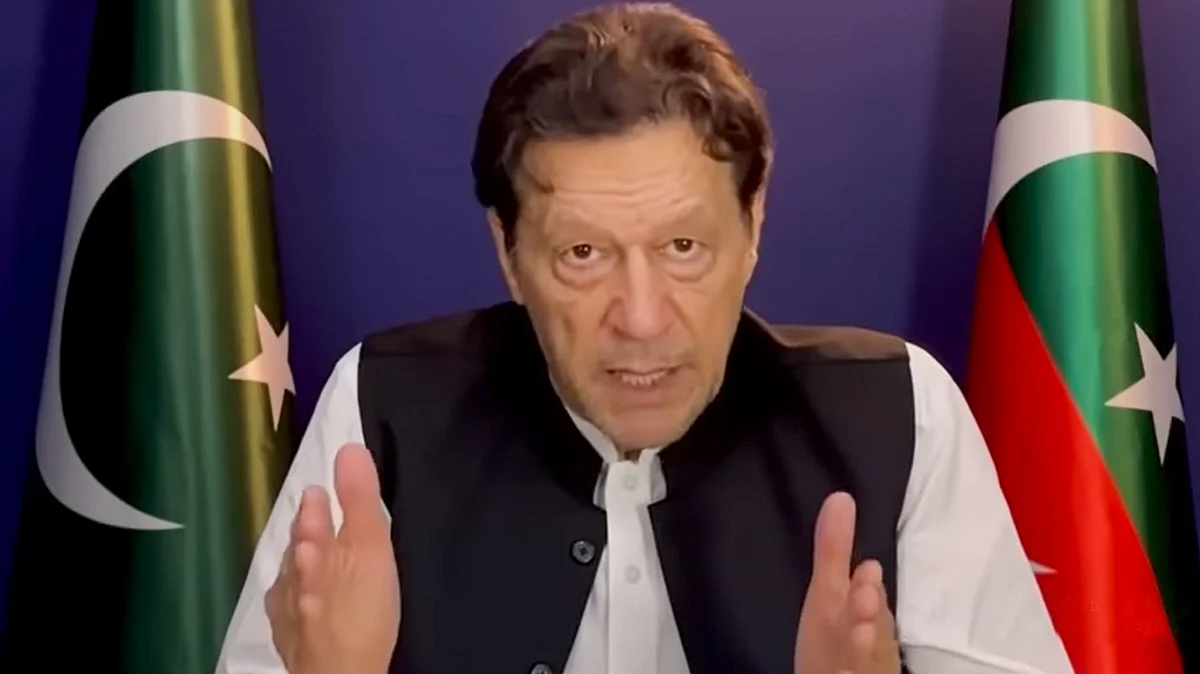 <div class="paragraphs"><p>عمران خان / آئی اے این ایس</p></div>