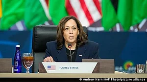 امریکی نائب صدر کملا ہیرس کی عالمی موسمیاتی سمٹ میں شرکت