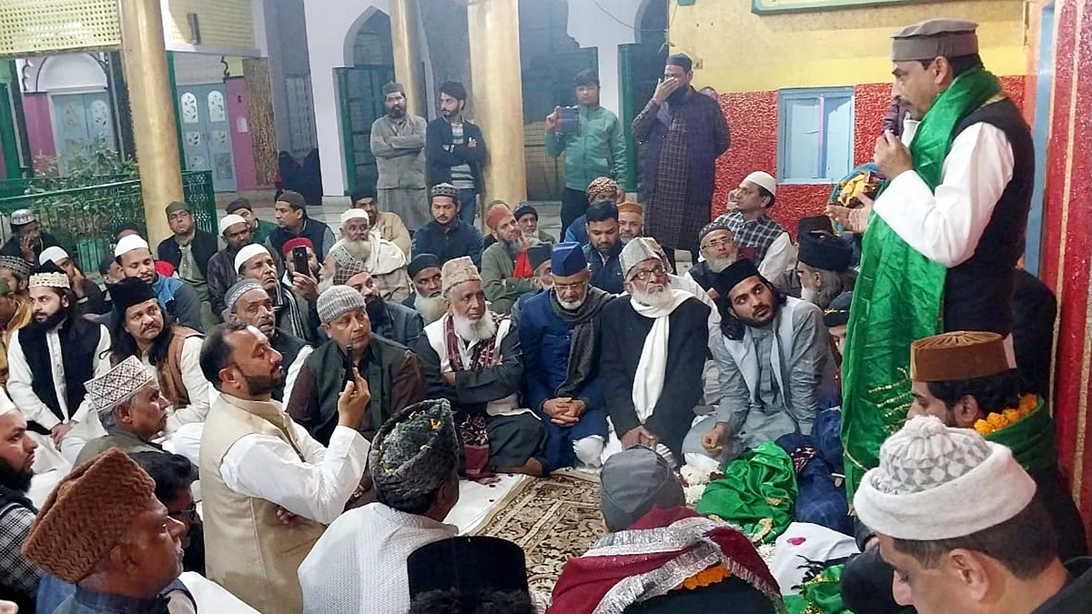 <div class="paragraphs"><p>تصویر آس محمد کیف</p></div>