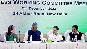 سی ڈبلیو سی میٹنگ: لوک سبھا انتخاب کی تیاریوں پر تبادلہ خیال، راہل سے ’بھارت جوڑو یاترا‘ پھر شروع کرنے کی گزارش