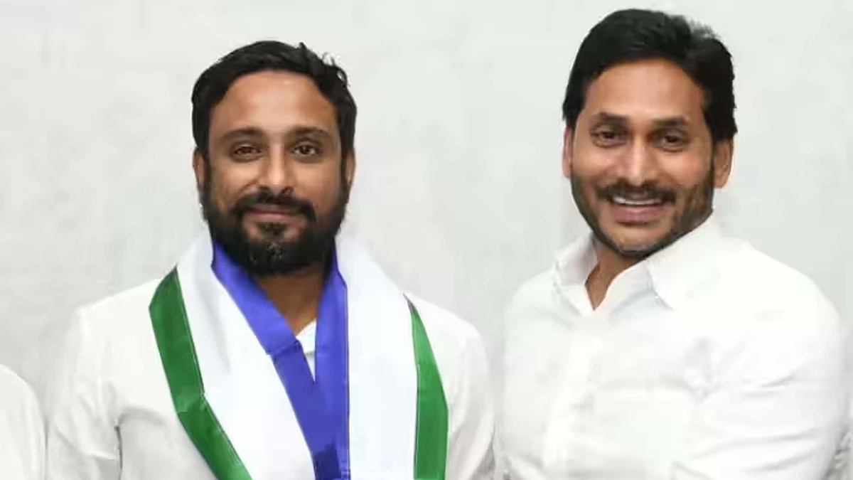 <div class="paragraphs"><p>سوشل میڈیا</p></div>