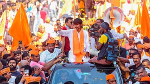 مہاراشٹر حکومت نے قبول کیا مراٹھا ریزرویشن کا مطالبہ، منوج جرانگے پاٹل کی تحریک ختم