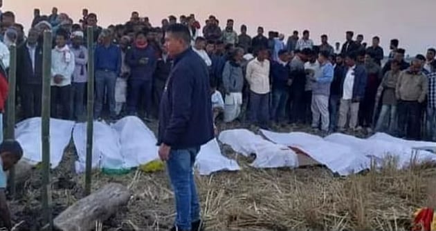 گولاگھاٹ حادثہ: ایک ساتھ 11 لاشوں کی آخری رسومات ادا، گاؤں کے کسی گھر میں نہیں جلا چولہا!