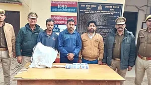 کرنی سینا کے کارکن گائے ذبح کرنے کے الزام میں گرفتار، باقیات کھیتوں میں پھینک کر تاوان وصول کرتے تھے