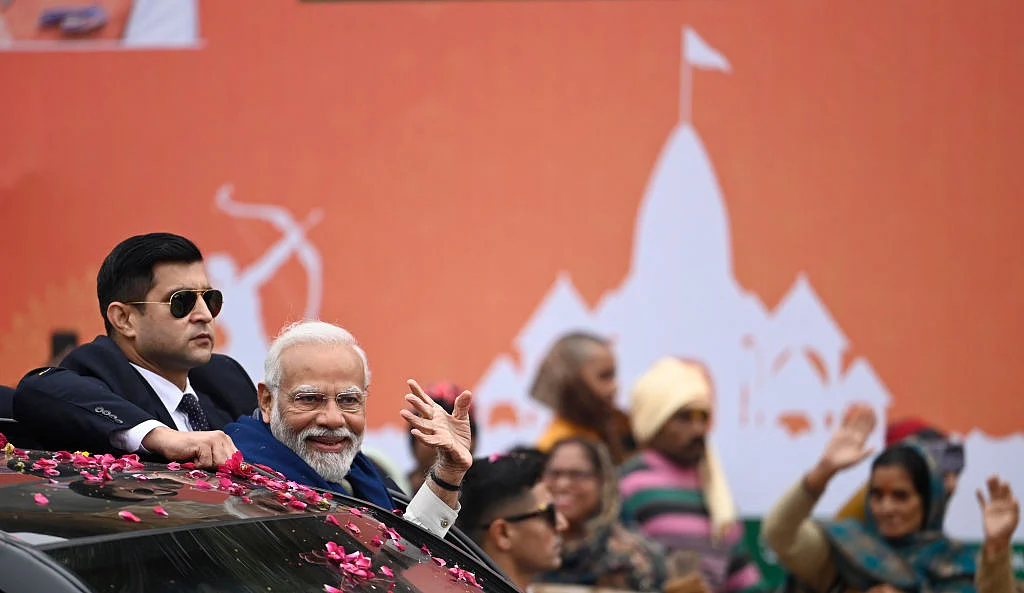 رام کے نام پر ایودھیا میں جو کچھ ہو رہا ہے، وہاں رام کم مودی جی زیادہ نظر آ رہے!