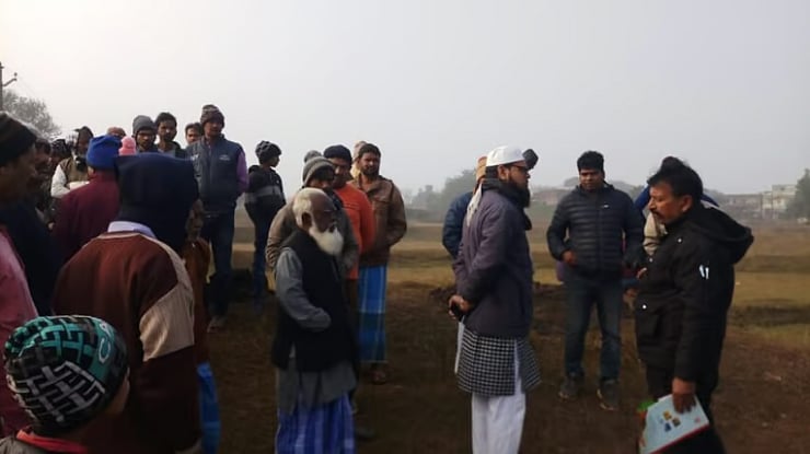 جھارکھنڈ: کھیت میں پھٹی ہوئی مذہبی کتاب برآمد، ماحول بگاڑنے کی کوشش کو ہندو-مسلم طبقہ نے کیا ناکام