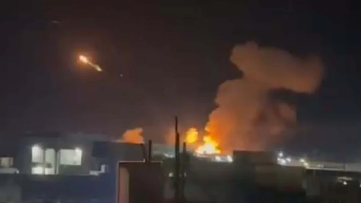 <div class="paragraphs"><p>سوشل میڈیا</p></div>