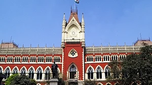 کولکاتا میں زیر تربیت ڈاکٹر کے قتل معاملہ کی جانچ ہائی کورٹ نے سی بی آئی کو سونپی، آئندہ سماعت 3 ہفتہ بعد