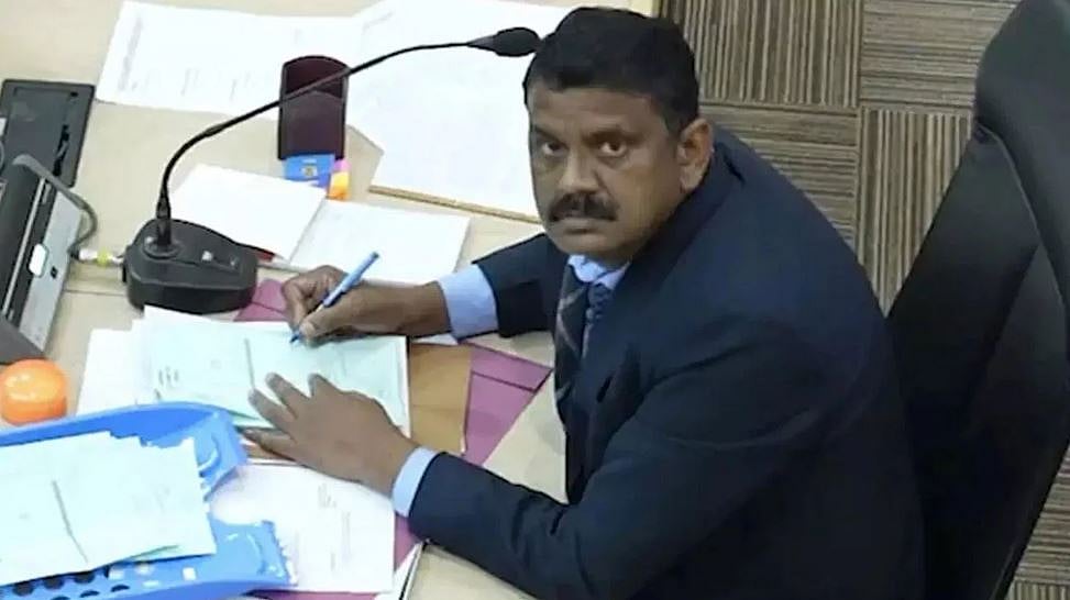 چنڈی گڑھ میئر الیکشن میں دھاندلی کے ملزم انل مسیح نے سپریم کورٹ سے مانگی معافی، غلطی کا کیا اعتراف