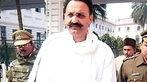 سابق رکن اسمبلی مختار انصاری کی موت کے بعد یوپی میں ہائی الرٹ