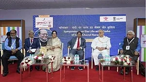 گوپی چند نارنگ کی شخصیت میں عجیب رنگارنگی اور نغمگی تھی: پروفیسر صدیق الرحمن قدوائی