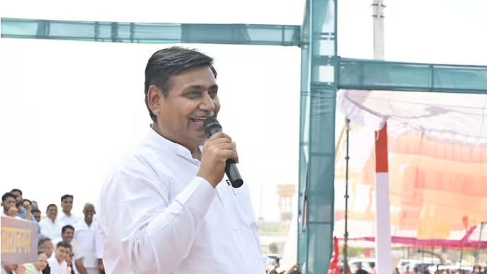 <div class="paragraphs"><p>ڈوٹاسرا، تصویر&nbsp;<em>@GovindDotasra</em></p></div>