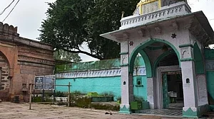 بھوج شالہ میں اے ایس آئی سروے کو چیلنج دینے والی عرضی پر سپریم کورٹ میں پیر کو ہوگی سماعت