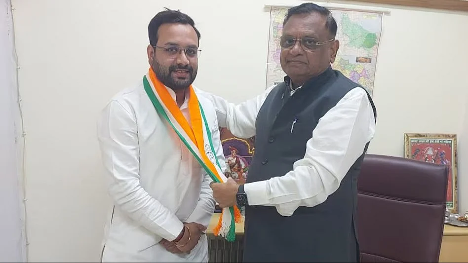 <div class="paragraphs"><p>تصویر ’ایکس‘ @avinashpandeinc</p></div>