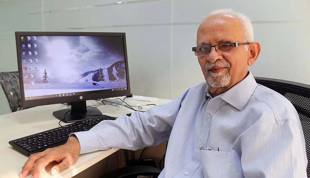 ظفر آغا کی رحلت صحافتی دنیا کے لیے عظیم خسارہ، شاہ مرداں میں نماز جنازہ، حوض رانی قبرستان میں تدفین