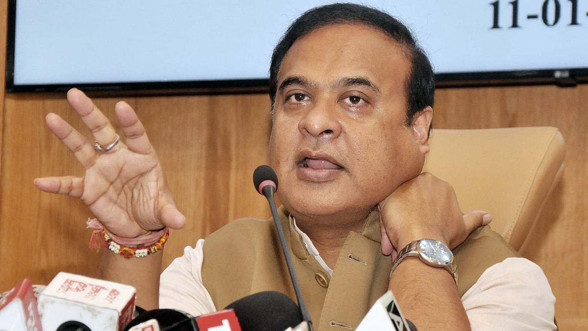 آسام حکومت کا فیصلہ: این آر سی میں درخواست نہ دینے والوں کو آدھار کارڈ جاری نہیں ہوگا