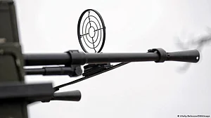 یوکرین کی جنگ ہتھیاروں کی عالمی تجارت کو کیسے بدل رہی ہے