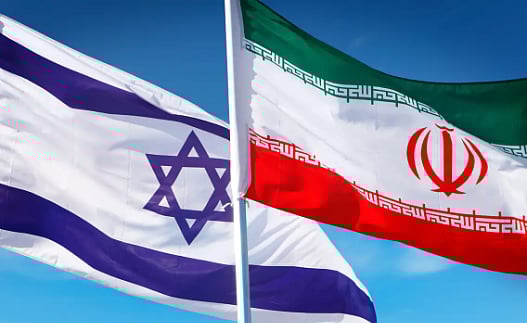 ایران کے پاس 85 سے زیادہ نیوکلیائی سائنسداں موجود، اسرائیلی ڈوزیئر نے کیا انکشاف!