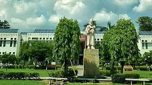 کارگزار وائس چانسلر کی تقرری معاملے میں دہلی ہائی کورٹ نے جامعہ ملیہ اسلامیہ کو بھیجا نوٹس