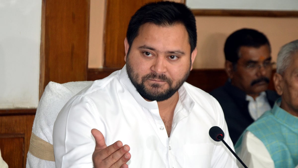 وزیر اعظم اصل مسائل کو چھوڑ کر صرف ہندو مسلم پر بحث شروع کرنے میں مصروف: تیجسوی یادو