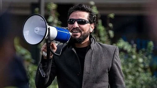 <div class="paragraphs"><p>سلوان مومیکا / تصویر: سوشل میڈیا</p></div>