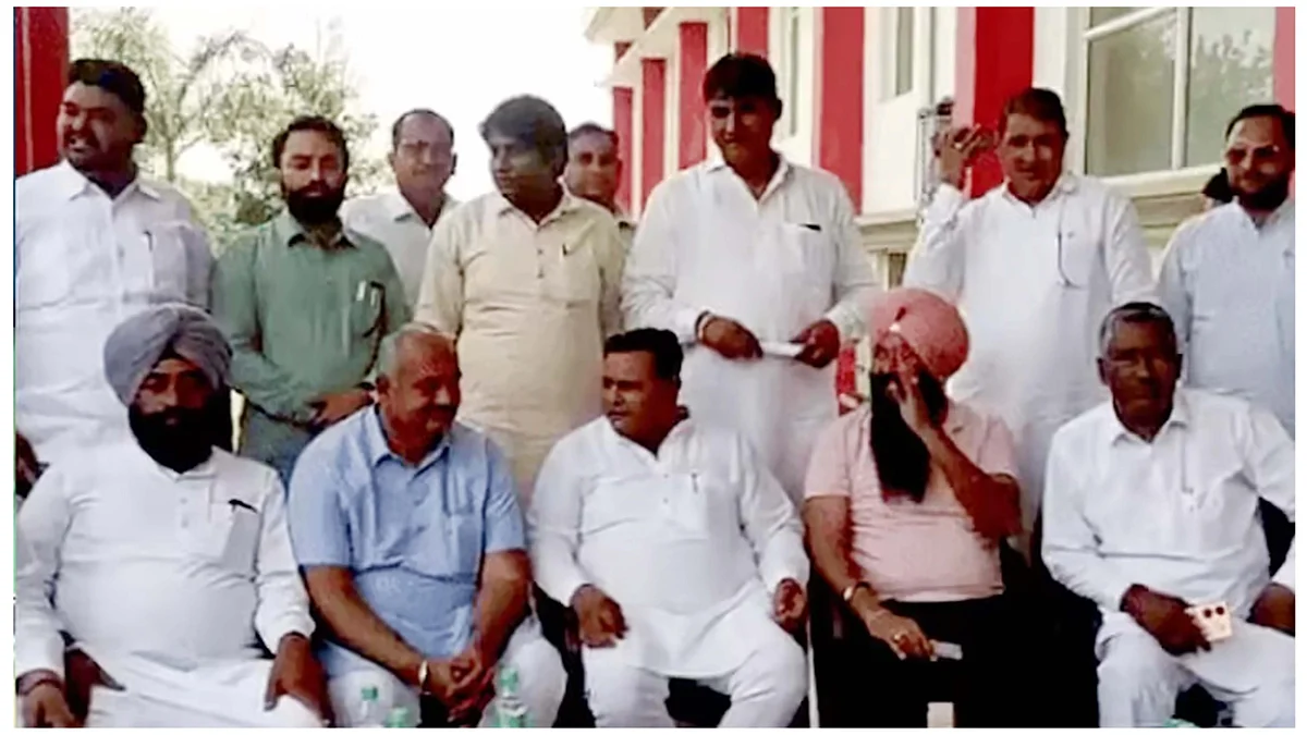 <div class="paragraphs"><p>سوشل میڈیا</p></div>