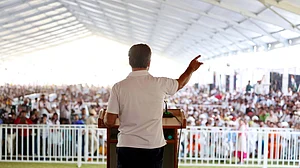 ملک میں بے روزگاری عروج پر، آئی آئی ٹی گریجویٹ بھی بے روزگار: راہل گاندھی