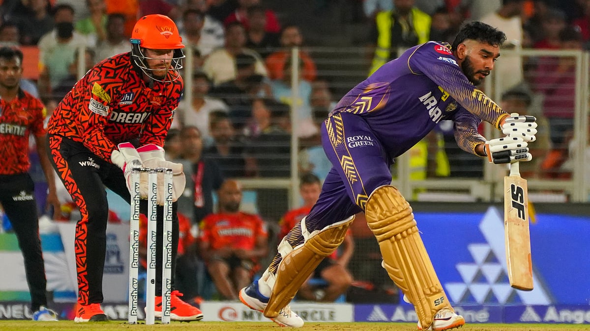 حیدرآباد کو شکست دے کر کولکتہ نائٹ رائڈرز  فائنل میں پہنچی