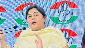 ’ریونّا سیکس اسکینڈل کی جانکاری پی ایم مودی کو 8 ماہ سے تھی‘، کانگریس نے نریندر مودی کو پھر کٹہرے میں کھڑا کیا
