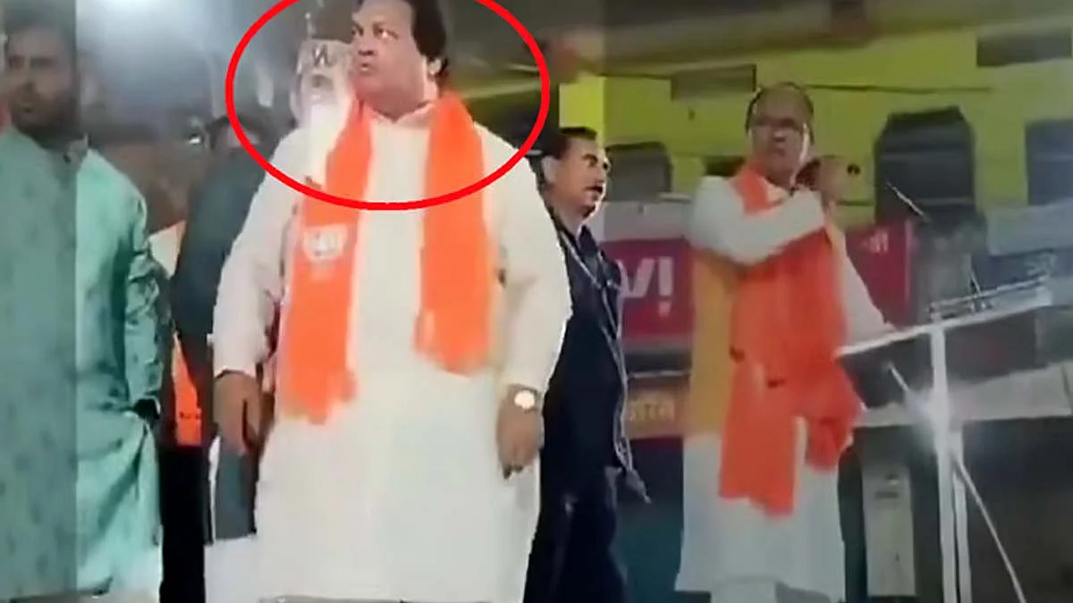 <div class="paragraphs"><p>سوشل میڈیا</p></div>